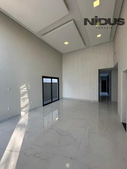 Casa de Condomínio com 3 quartos à venda, 190m2 em Sorocaba - SP - imagem 3 Foto 3 de Casa de Condomínio com 3 quartos à venda, 190m2 em Sorocaba - SP
