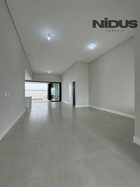 Foto 4 de Casa de Condomínio com 3 quartos à venda, 250m2 em Votorantim - SP