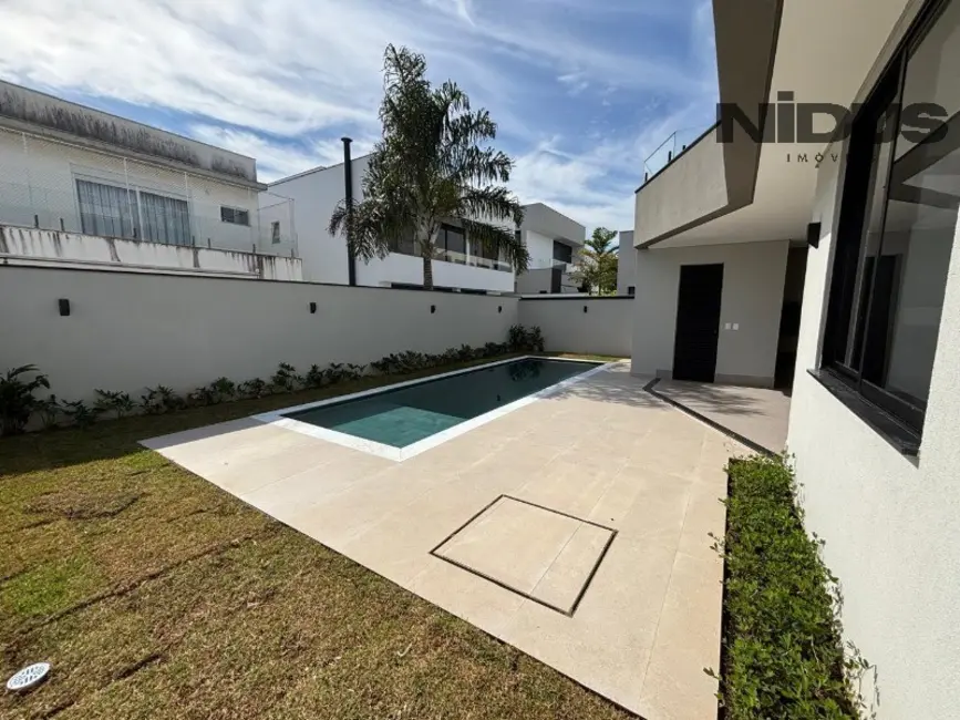 Casa de Condomínio com 4 quartos à venda, 347m2 em Alphaville Nova Esplanada, Votorantim - SP - imagem 5 Foto 5 de Casa de Condomínio com 4 quartos à venda, 347m2 em Alphaville Nova Esplanada, Votorantim - SP