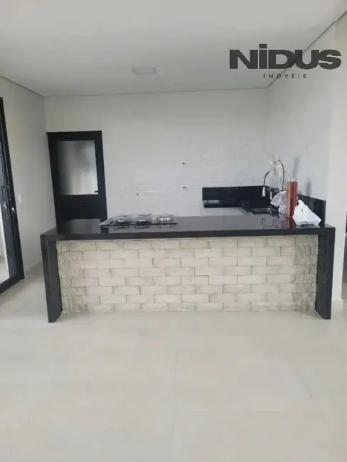 Casa de Condomínio com 3 quartos à venda, 248m2 em Jardim Residencial Chácara Ondina, Sorocaba - SP - imagem 6 Foto 6 de Casa de Condomínio com 3 quartos à venda, 248m2 em Jardim Residencial Chácara Ondina, Sorocaba - SP