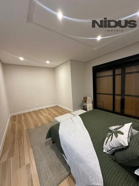 Foto 4 de Casa com 4 quartos à venda, 360m2 em Votorantim - SP