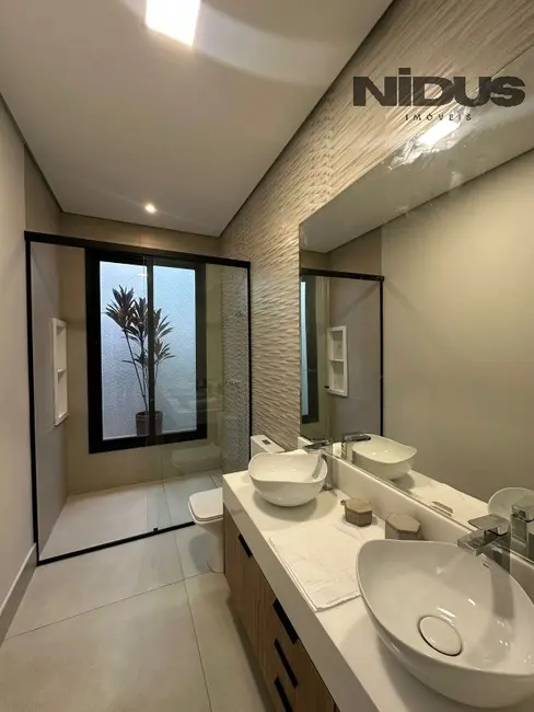 Foto 2 de Casa com 4 quartos à venda, 360m2 em Votorantim - SP