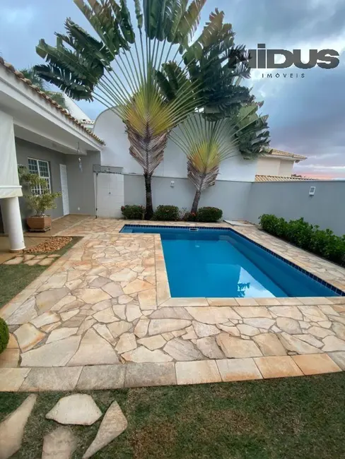 Casa de Condomínio com 4 quartos à venda, 284m2 em Jardim Residencial Tivoli Park, Sorocaba - SP - imagem 3 Foto 3 de Casa de Condomínio com 4 quartos à venda, 284m2 em Jardim Residencial Tivoli Park, Sorocaba - SP