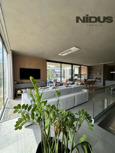 Foto 8 de Casa de Condomínio com 4 quartos à venda, 300m2 em Votorantim - SP