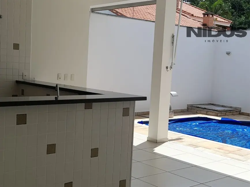 Casa de Condomínio com 4 quartos à venda, 305m2 em Jardim Residencial Tivoli Park, Sorocaba - SP - imagem 5 Foto 5 de Casa de Condomínio com 4 quartos à venda, 305m2 em Jardim Residencial Tivoli Park, Sorocaba - SP