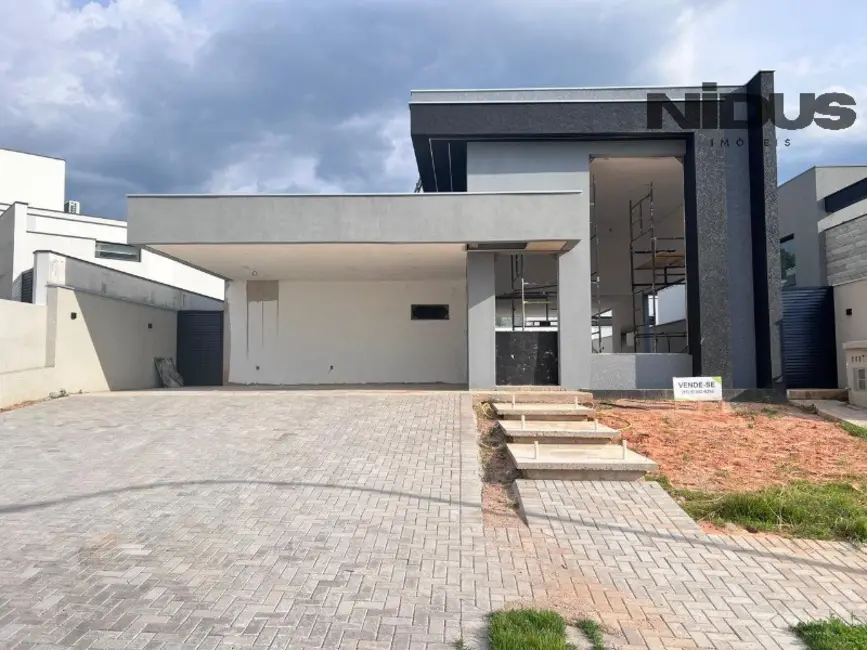 Foto 1 de Casa com 3 quartos à venda, 231m2 em Votorantim - SP