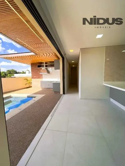 Casa de Condomínio com 3 quartos à venda, 194m2 em Cajuru do Sul, Sorocaba - SP - imagem 4 Foto 4 de Casa de Condomínio com 3 quartos à venda, 194m2 em Cajuru do Sul, Sorocaba - SP