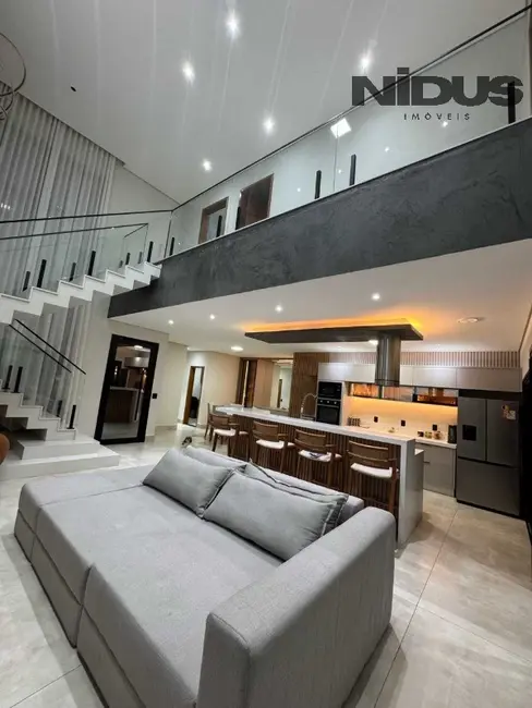 Casa de Condomínio com 3 quartos à venda, 270m2 em Jardim Residencial Campos do Conde, Sorocaba - SP - imagem 5 Foto 5 de Casa de Condomínio com 3 quartos à venda, 270m2 em Jardim Residencial Campos do Conde, Sorocaba - SP