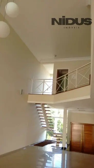 Casa de Condomínio com 3 quartos para alugar, 265m2 em Parque Residencial Villa dos Inglezes, Sorocaba - SP - imagem 4 Foto 4 de Casa de Condomínio com 3 quartos para alugar, 265m2 em Parque Residencial Villa dos Inglezes, Sorocaba - SP