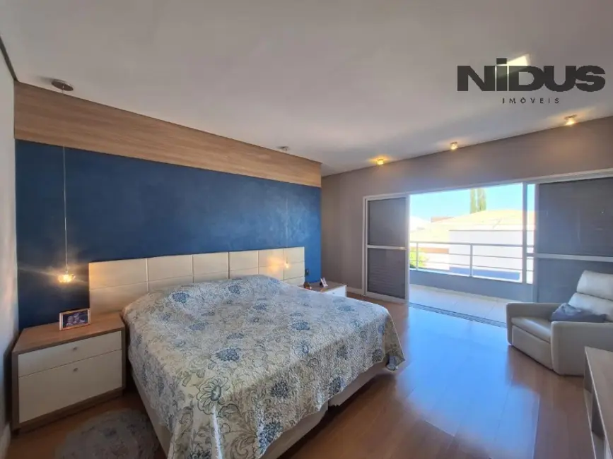 Casa de Condomínio com 3 quartos à venda, 350m2 em Jardim Residencial Chácara Ondina, Sorocaba - SP - imagem 9 Foto 9 de Casa de Condomínio com 3 quartos à venda, 350m2 em Jardim Residencial Chácara Ondina, Sorocaba - SP