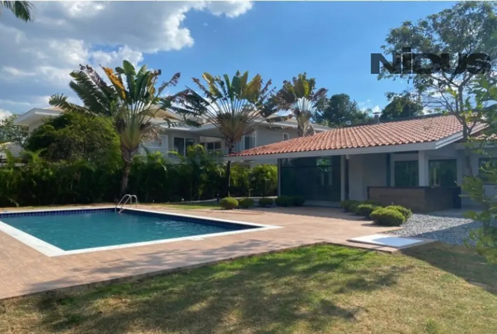 Foto 2 de Casa com 4 quartos para alugar, 500m2 em Aracoiaba Da Serra - SP