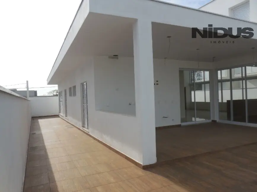 Foto 2 de Casa de Condomínio com 3 quartos à venda, 222m2 em Aracoiaba Da Serra - SP