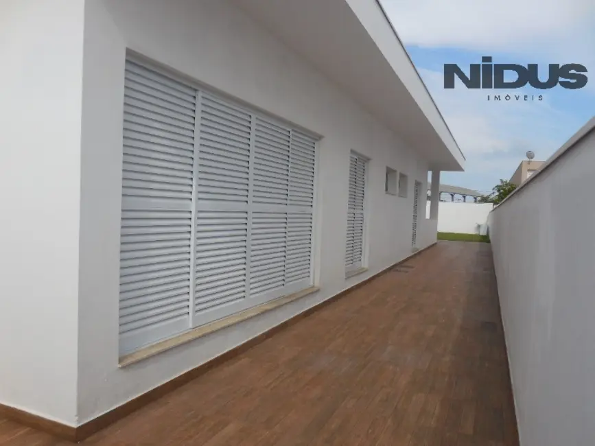 Foto 3 de Casa de Condomínio com 3 quartos à venda, 222m2 em Aracoiaba Da Serra - SP