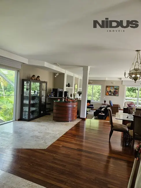 Foto 3 de Casa de Condomínio com 3 quartos à venda, 580m2 em Jardim Villaça, Sao Roque - SP