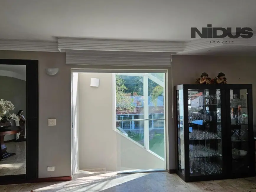 Foto 9 de Casa de Condomínio com 3 quartos à venda, 580m2 em Jardim Villaça, Sao Roque - SP