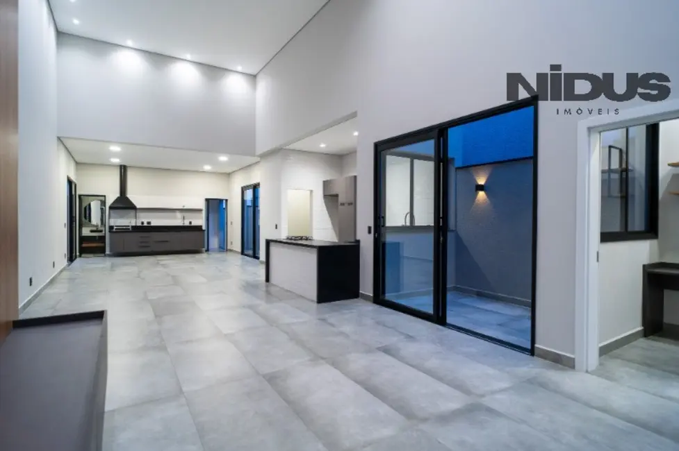 Casa de Condomínio com 3 quartos à venda, 212m2 em Jardim Residencial Chácara Ondina, Sorocaba - SP - imagem 8 Foto 8 de Casa de Condomínio com 3 quartos à venda, 212m2 em Jardim Residencial Chácara Ondina, Sorocaba - SP