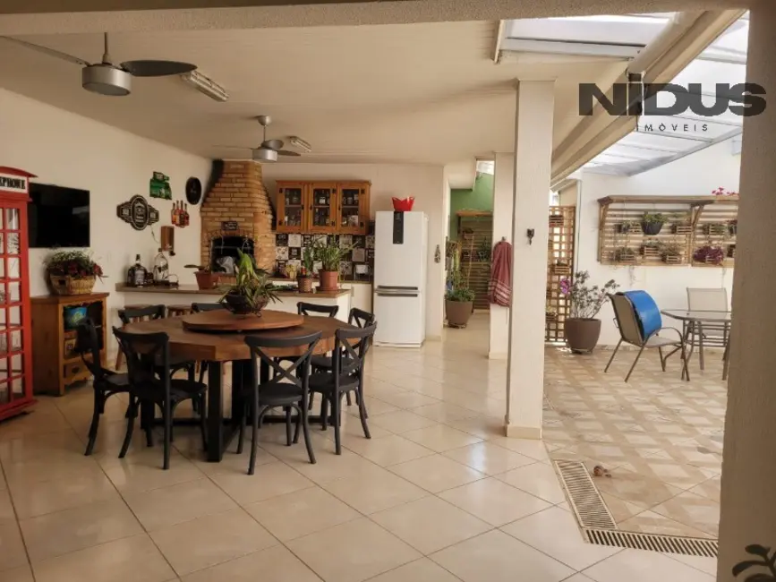 Casa de Condomínio com 4 quartos à venda, 167m2 em Sorocaba - SP - imagem 2 Foto 2 de Casa de Condomínio com 4 quartos à venda, 167m2 em Sorocaba - SP