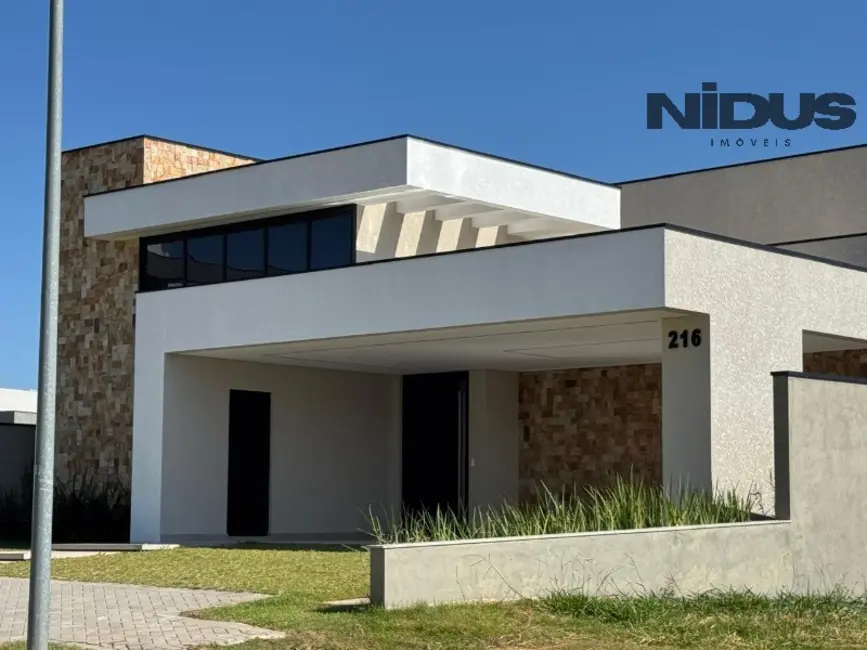 Foto 1 de Casa com 4 quartos à venda, 299m2 em Votorantim - SP