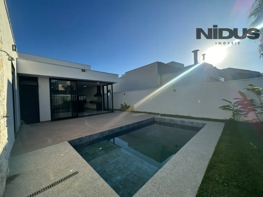 Foto 4 de Casa de Condomínio com 3 quartos à venda, 230m2 em Votorantim - SP