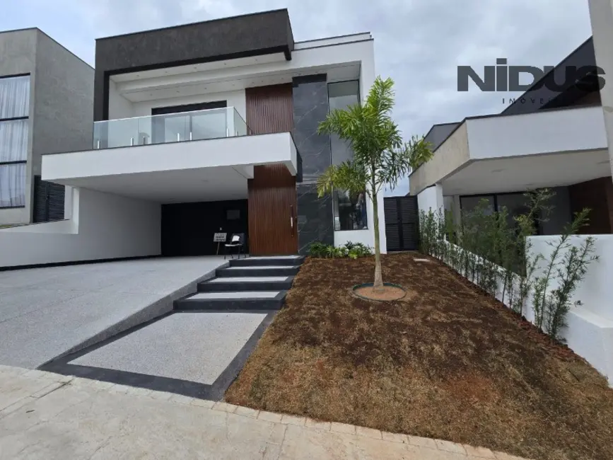 Foto 1 de Casa de Condomínio com 3 quartos à venda, 275m2 em Votorantim - SP