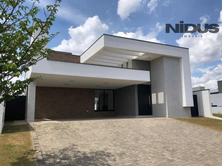 Foto 1 de Casa de Condomínio com 3 quartos à venda, 240m2 em Votorantim - SP