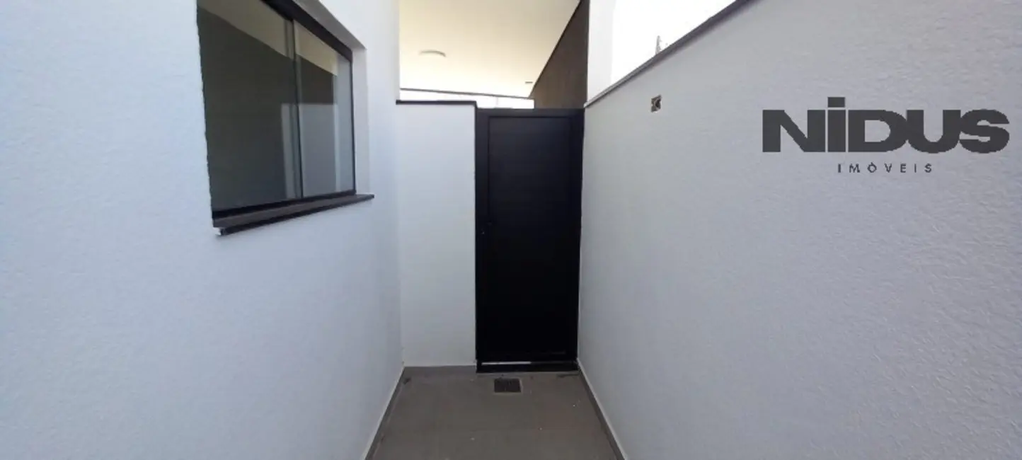 Casa de Condomínio com 3 quartos à venda, 169m2 em Jardim Terras de São Francisco, Sorocaba - SP - imagem 2 Foto 2 de Casa de Condomínio com 3 quartos à venda, 169m2 em Jardim Terras de São Francisco, Sorocaba - SP