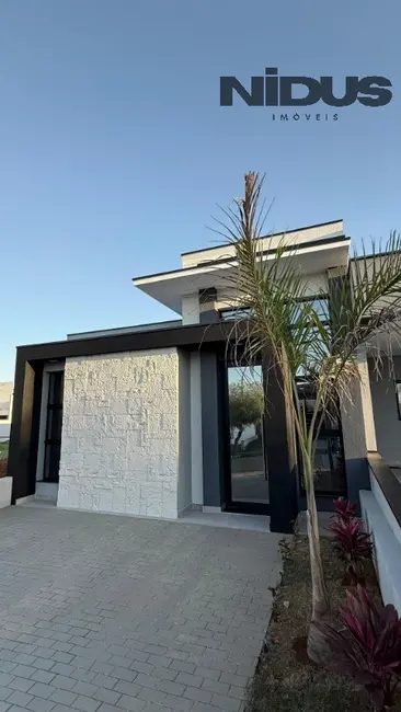 Casa de Condomínio com 3 quartos à venda, 108m2 em Jardim Novo Horizonte, Sorocaba - SP - imagem 3 Foto 3 de Casa de Condomínio com 3 quartos à venda, 108m2 em Jardim Novo Horizonte, Sorocaba - SP