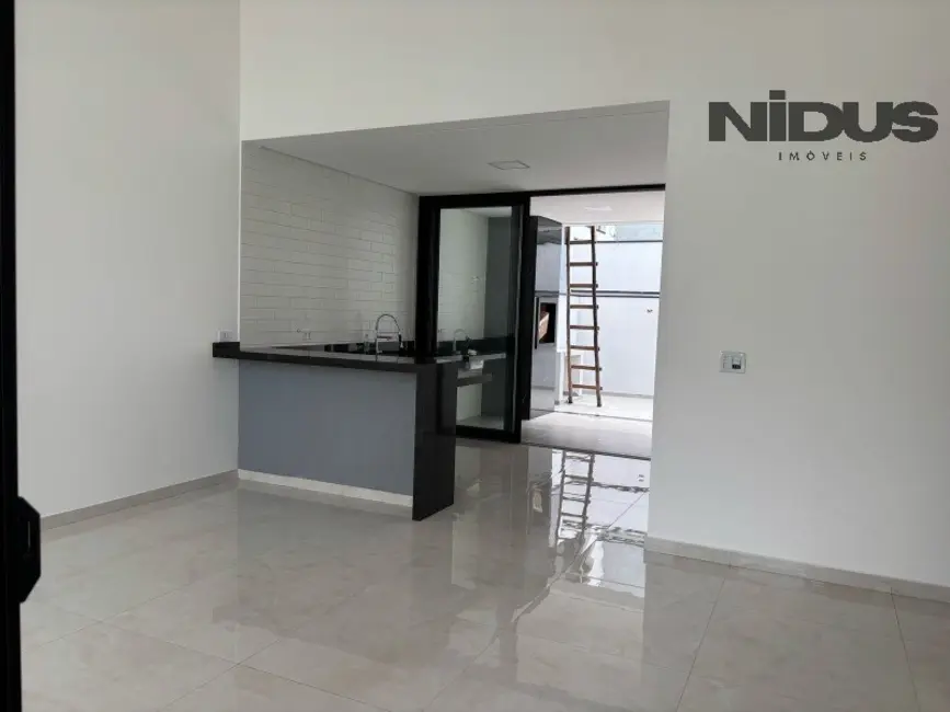 Casa de Condomínio com 3 quartos à venda, 127m2 em Jardim Terras de São Francisco, Sorocaba - SP - imagem 2 Foto 2 de Casa de Condomínio com 3 quartos à venda, 127m2 em Jardim Terras de São Francisco, Sorocaba - SP