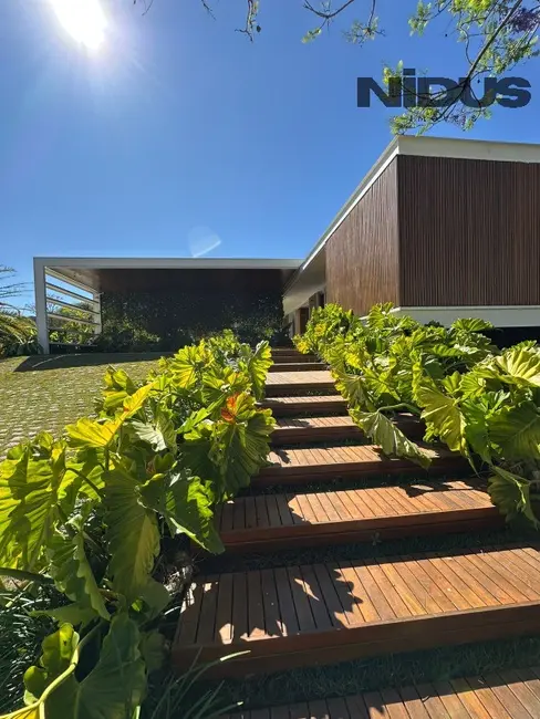 Foto 1 de Casa com 3 quartos à venda, 440m2 em Aracoiaba Da Serra - SP