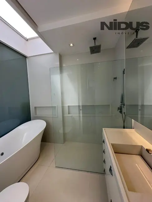 Foto 6 de Casa com 3 quartos à venda, 440m2 em Aracoiaba Da Serra - SP