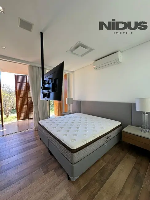 Foto 4 de Casa com 3 quartos à venda, 440m2 em Aracoiaba Da Serra - SP