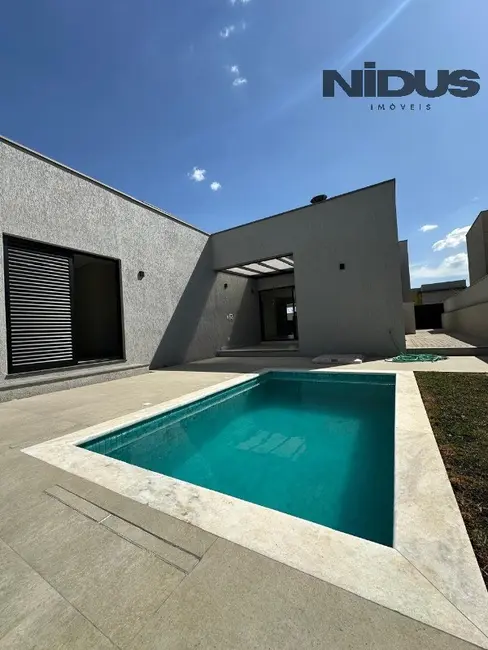 Foto 3 de Casa com 4 quartos à venda, 230m2 em Votorantim - SP