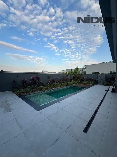 Foto 4 de Casa com 4 quartos à venda, 364m2 em Votorantim - SP