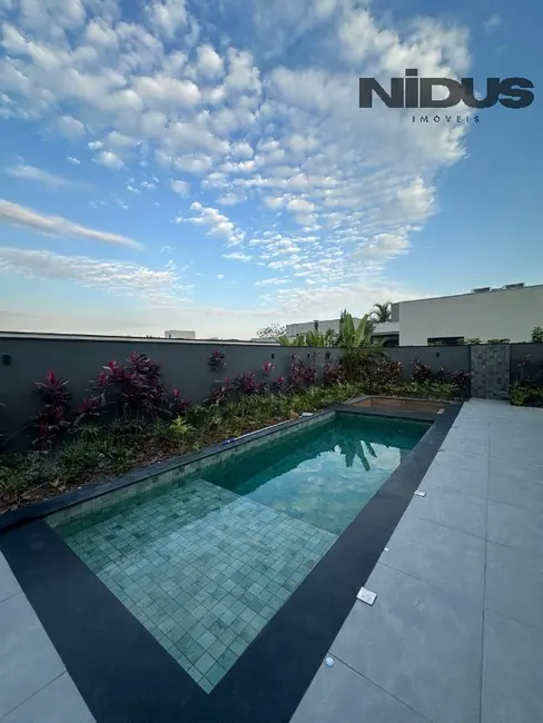 Foto 8 de Casa com 4 quartos à venda, 364m2 em Votorantim - SP