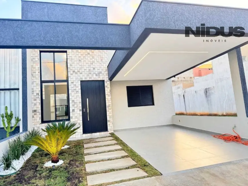 Casa de Condomínio com 3 quartos à venda, 154m2 em Horto Florestal, Sorocaba - SP - imagem 2 Foto 2 de Casa de Condomínio com 3 quartos à venda, 154m2 em Horto Florestal, Sorocaba - SP