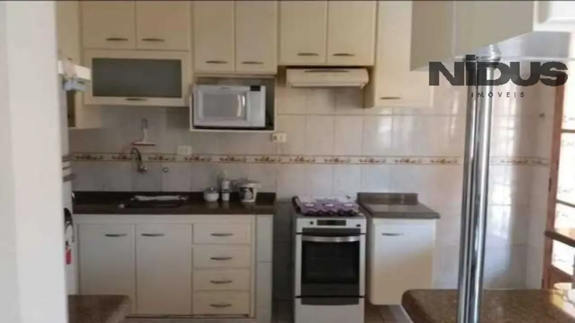 Foto 2 de Casa com 3 quartos à venda, 270m2 em Jardim Residencial Deolinda Guerra, Sorocaba - SP
