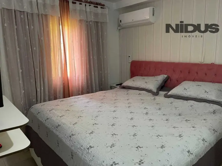 Casa com 3 quartos à venda, 120m2 em Cidade Jardim, Sorocaba - SP - imagem 3 Foto 3 de Casa com 3 quartos à venda, 120m2 em Cidade Jardim, Sorocaba - SP