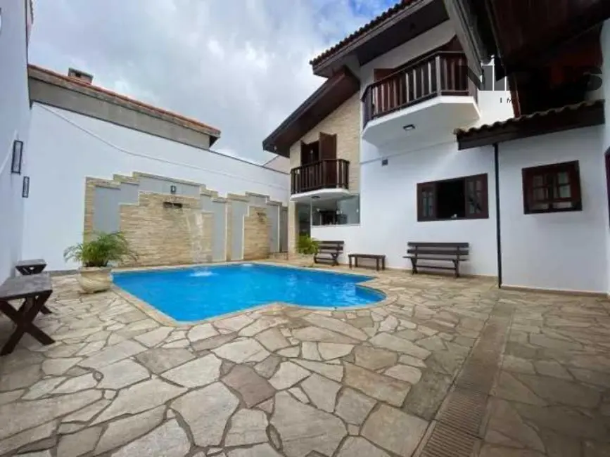 Casa com 3 quartos à venda, 340m2 em Jardim Astro, Sorocaba - SP - imagem 2 Foto 2 de Casa com 3 quartos à venda, 340m2 em Jardim Astro, Sorocaba - SP