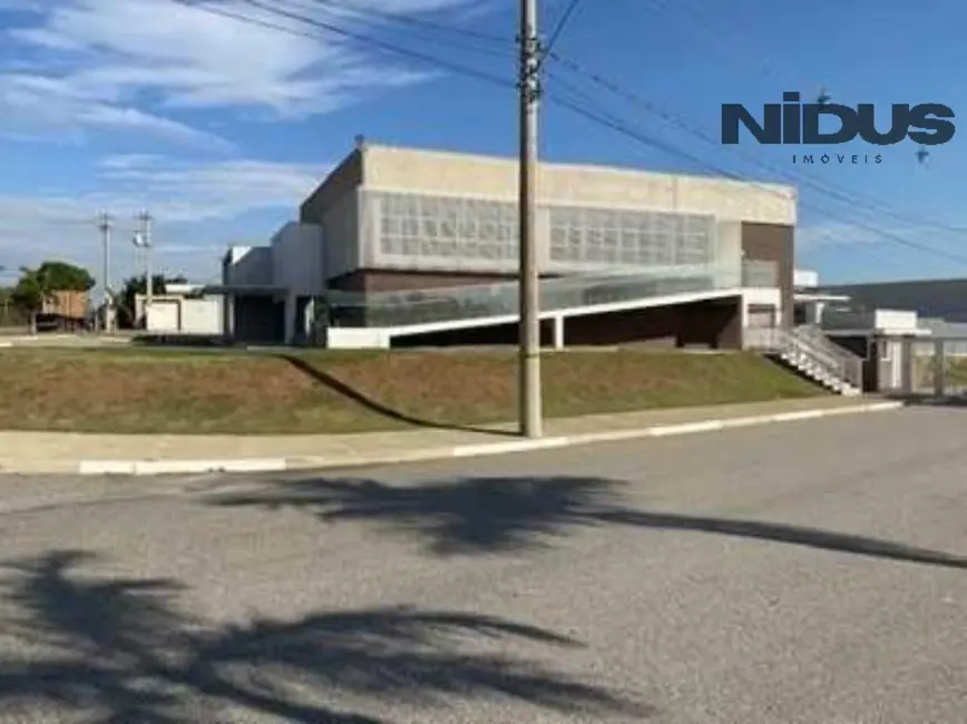Armazém / Galpão à venda, 2069m2 em Iporanga, Sorocaba - SP - imagem 1 Foto 1 de Armazém / Galpão à venda, 2069m2 em Iporanga, Sorocaba - SP