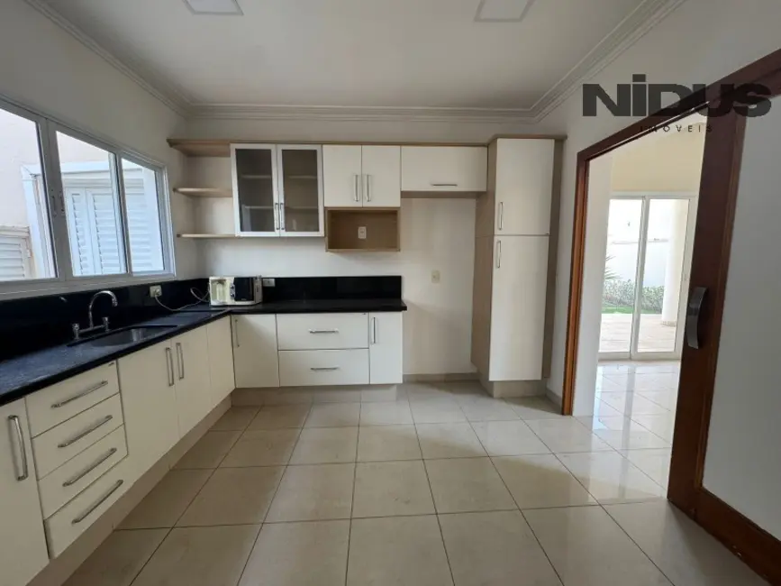 Casa de Condomínio com 4 quartos à venda e para alugar, 387m2 em Parque Campolim, Sorocaba - SP - imagem 4 Foto 4 de Casa de Condomínio com 4 quartos à venda e para alugar, 387m2 em Parque Campolim, Sorocaba - SP