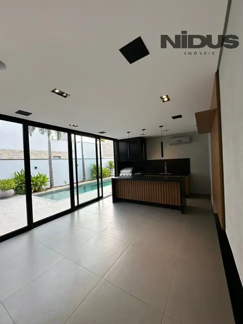 Foto 4 de Casa de Condomínio com 3 quartos à venda, 240m2 em Votorantim - SP