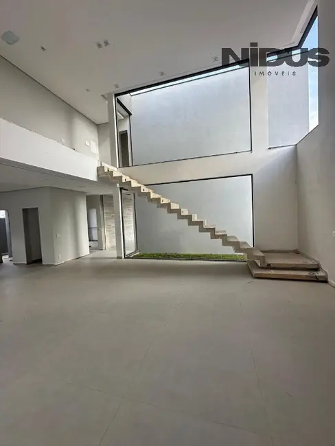 Foto 2 de Casa de Condomínio com 4 quartos à venda, 358m2 em Votorantim - SP