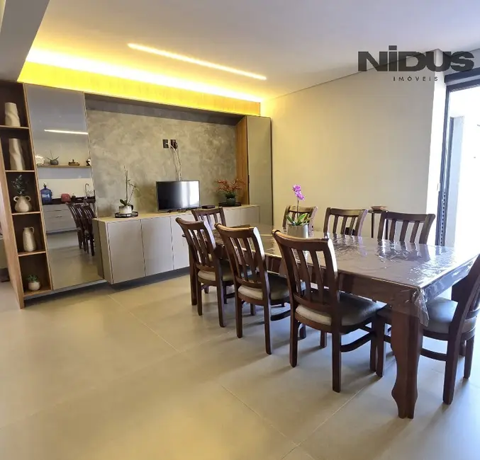 Foto 9 de Casa com 3 quartos à venda, 229m2 em Votorantim - SP