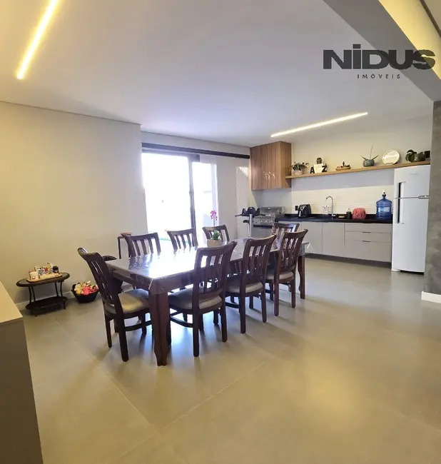 Foto 8 de Casa com 3 quartos à venda, 229m2 em Votorantim - SP