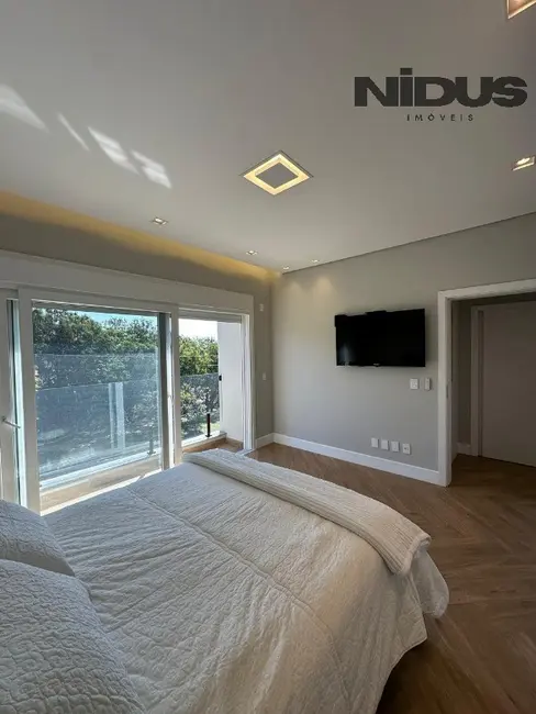 Casa de Condomínio com 4 quartos à venda, 343m2 em Jardim Residencial Chácara Ondina, Sorocaba - SP - imagem 6 Foto 6 de Casa de Condomínio com 4 quartos à venda, 343m2 em Jardim Residencial Chácara Ondina, Sorocaba - SP