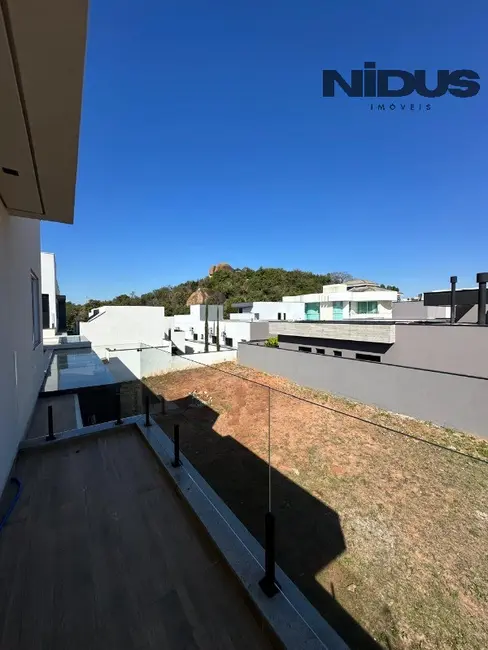 Casa de Condomínio com 4 quartos à venda, 343m2 em Jardim Residencial Chácara Ondina, Sorocaba - SP - imagem 2 Foto 2 de Casa de Condomínio com 4 quartos à venda, 343m2 em Jardim Residencial Chácara Ondina, Sorocaba - SP