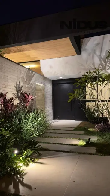 Foto 3 de Casa de Condomínio com 3 quartos à venda, 233m2 em Aracoiaba Da Serra - SP