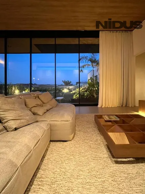 Foto 6 de Casa de Condomínio com 3 quartos à venda, 233m2 em Aracoiaba Da Serra - SP