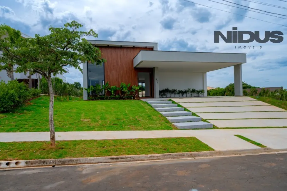 Foto 2 de Casa de Condomínio com 3 quartos à venda, 378m2 em Aracoiaba Da Serra - SP