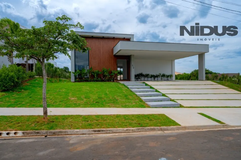 Foto 1 de Casa de Condomínio com 3 quartos à venda, 378m2 em Aracoiaba Da Serra - SP